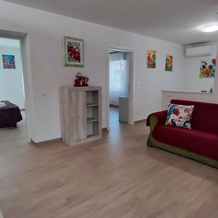 Sweet Apartment - Centre Пескьера-дель-Гарда Экстерьер фото