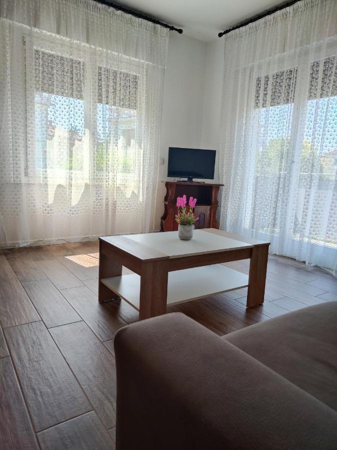 Sweet Apartment - Centre Пескьера-дель-Гарда Экстерьер фото