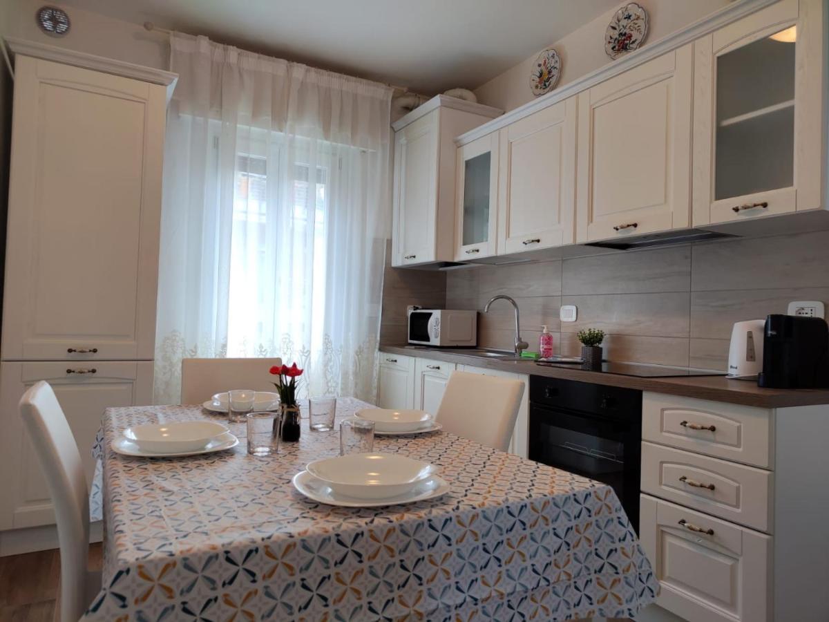 Sweet Apartment - Centre Пескьера-дель-Гарда Экстерьер фото