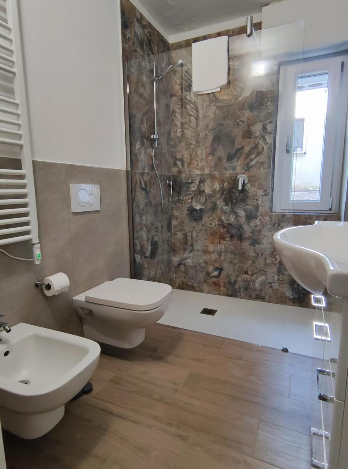 Sweet Apartment - Centre Пескьера-дель-Гарда Экстерьер фото